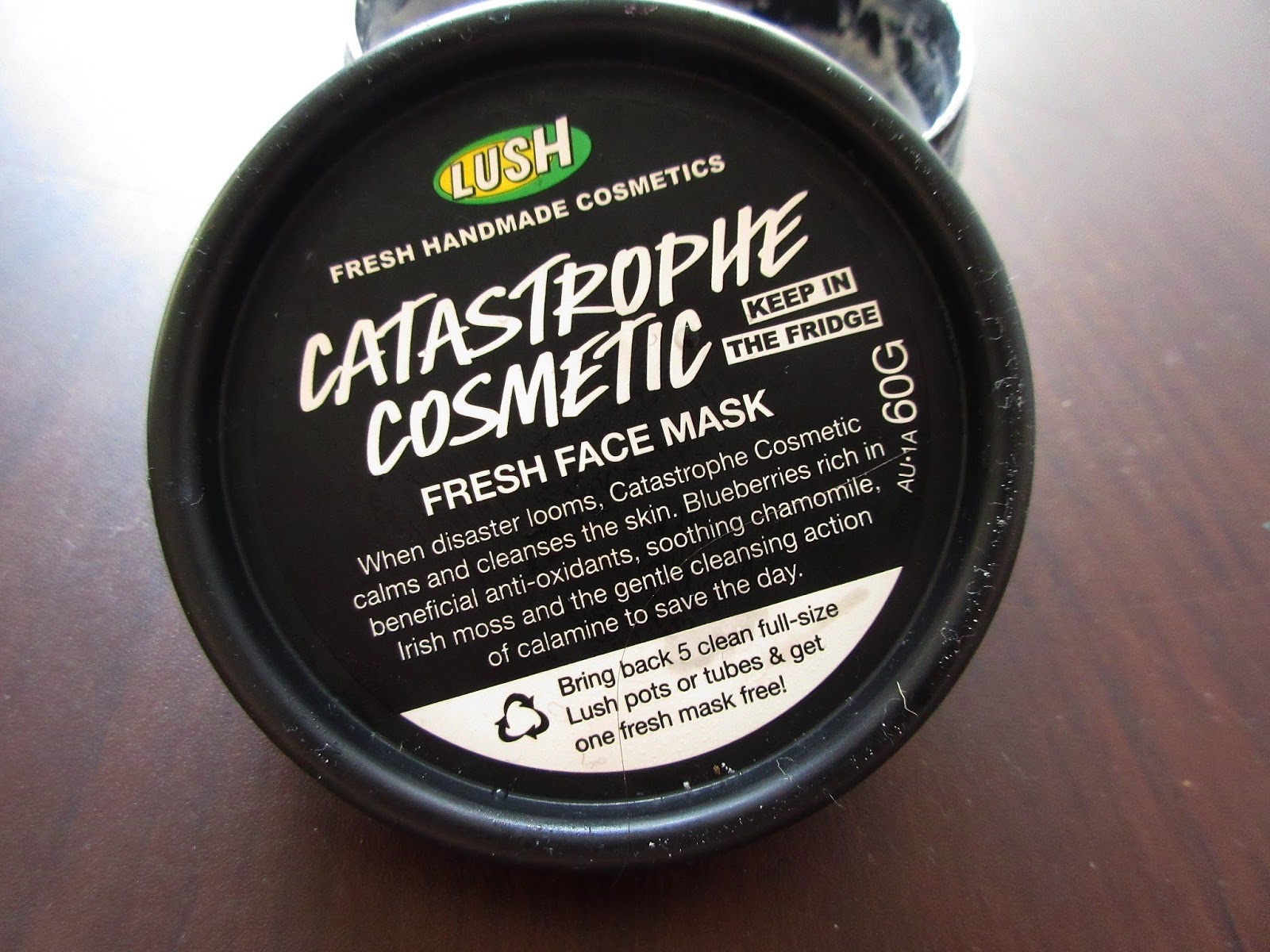 Lush Catastrophe Cosmetic Fresh Face Mask Review Neon Chipmunk