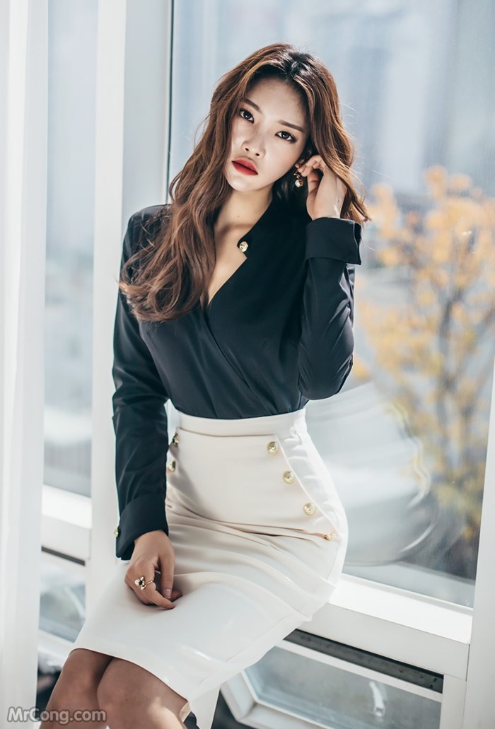 Beautiful Park Jung Yoon in the October 2016 fashion photo shoot (723 photos) photo 21-2