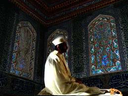 3 Rahasia Keutamaan Shalat Tahajud