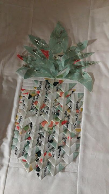 Selvage pineapple fruit of the Spirit quilt