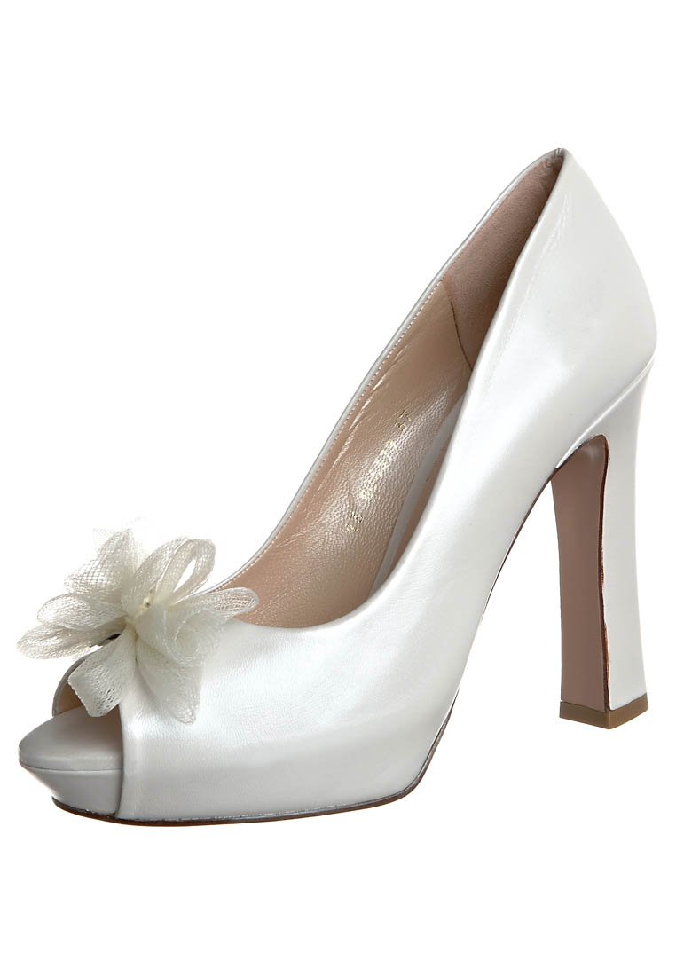 chaussure de mariage blanche