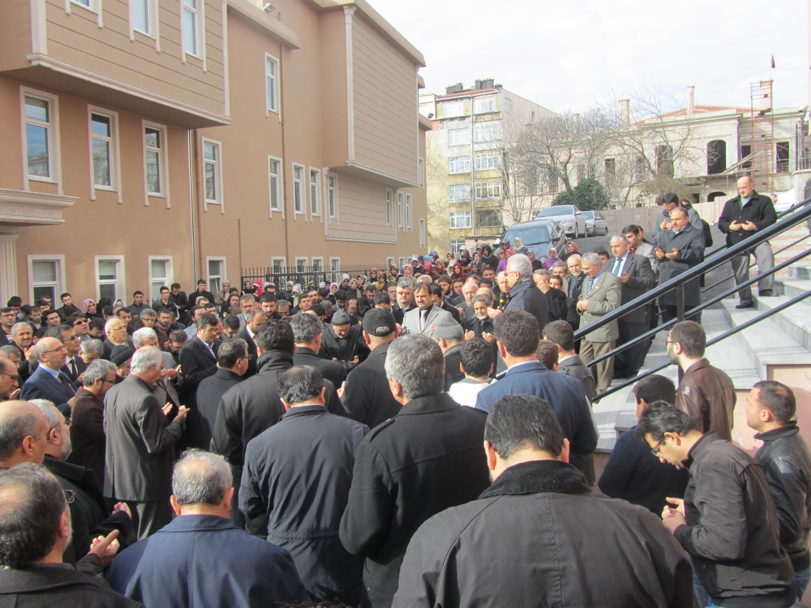 İbrahim Değerli Razıydım Razı Şiiri İbrahim Değerli Razıydım Razı Şiiri