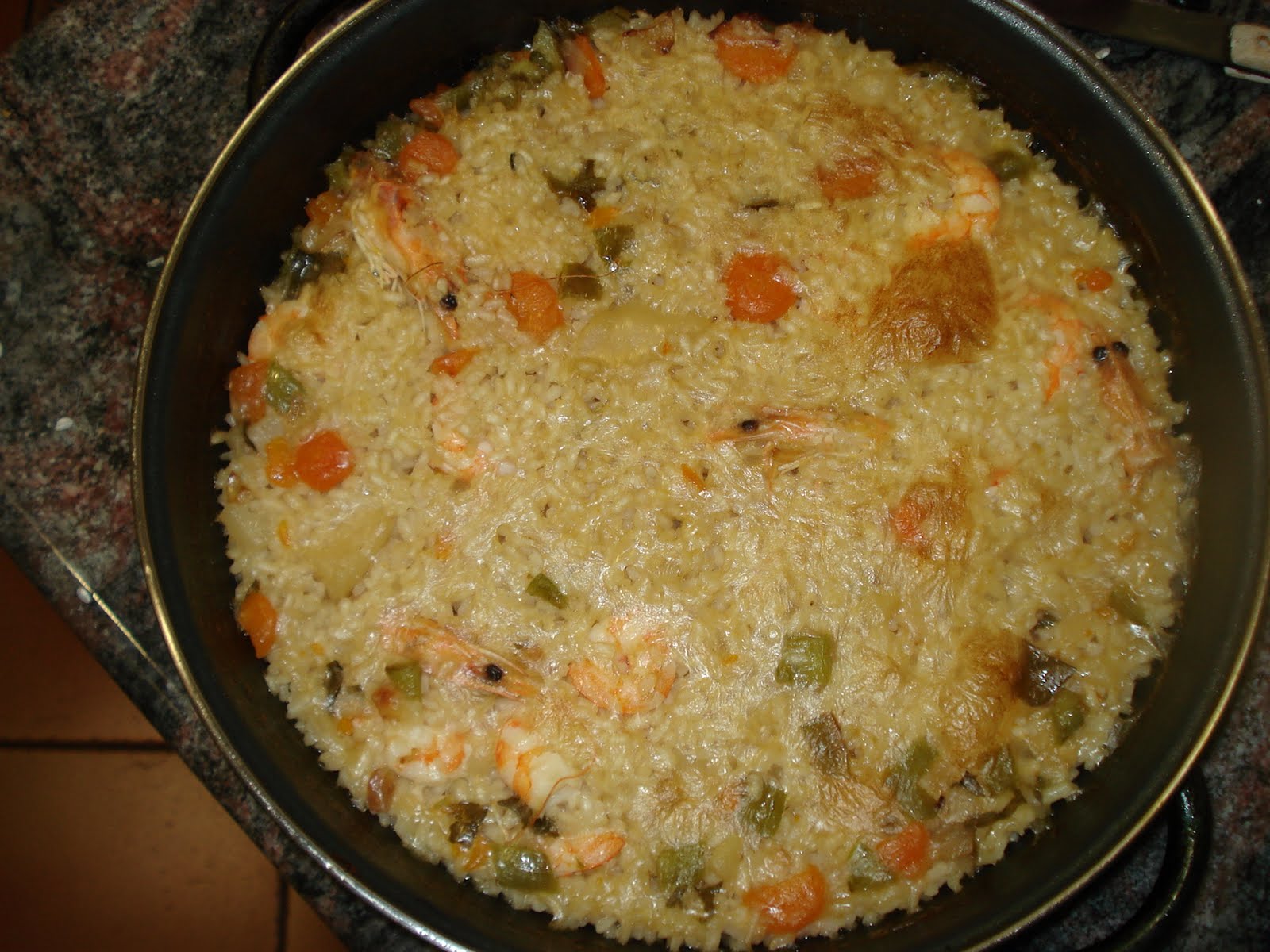 cocina casera y sana Paella de carne (ternera, pavo, salchichas o pollo)