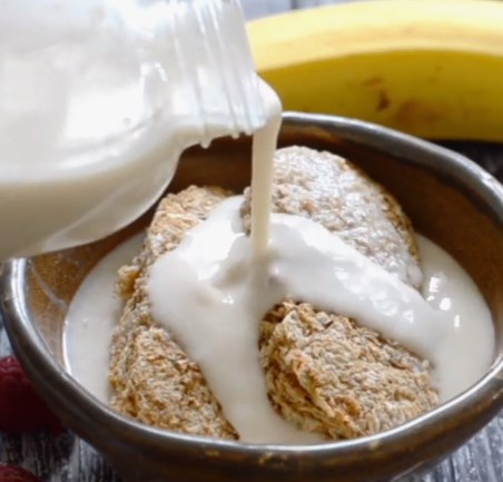 Homemade Oat Milk #glutenfree #vegan Homemade Oat Milk #glutenfree #vegan