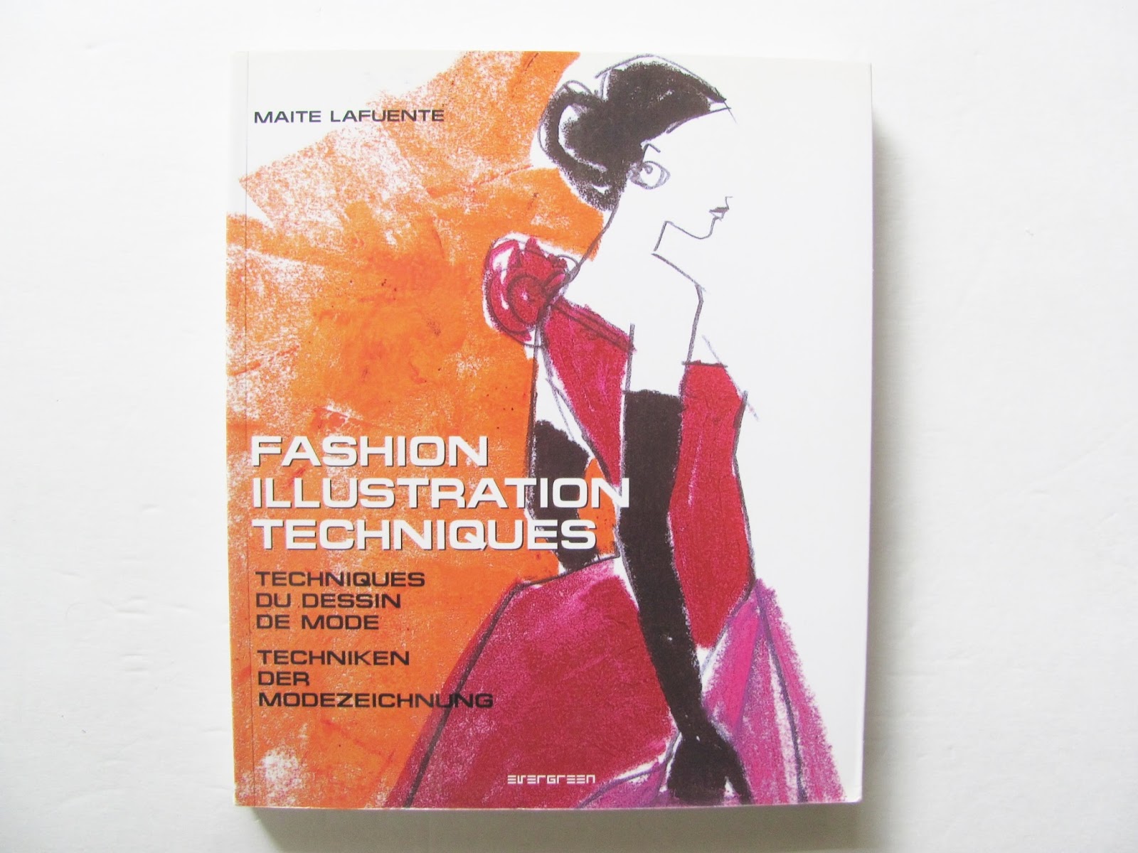 Pintucks: Fashion Illustration: Three Books on Fashion Drawing