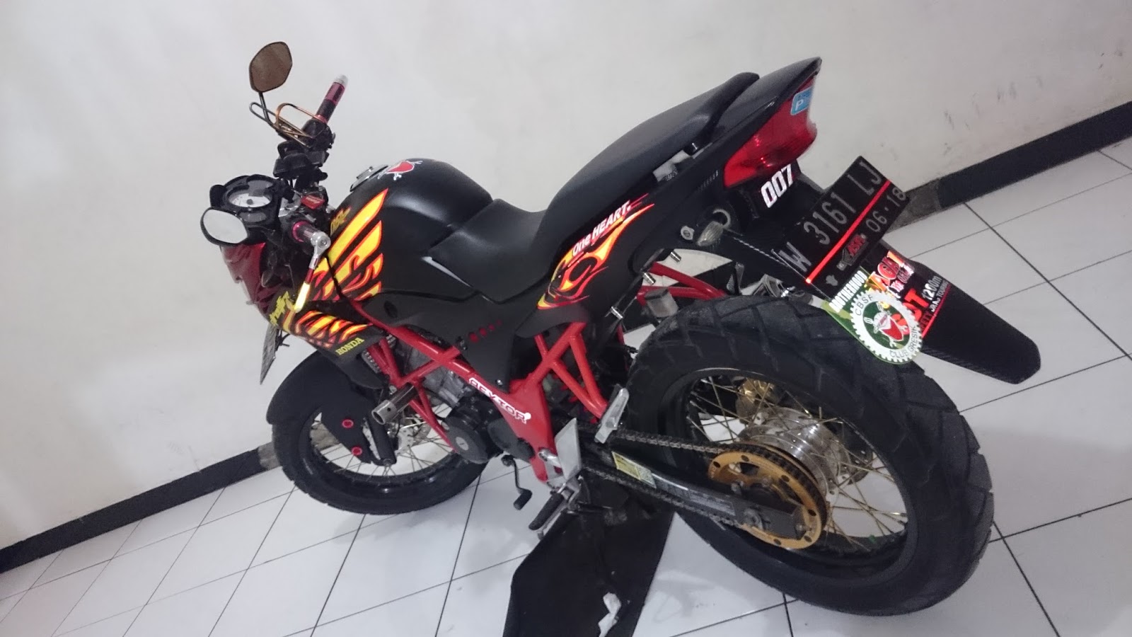 Modif CB150r Pakai Velg Jari Jari Spoke Wheel CBSF Club Gresik Modif CB150r Pakai Velg Jari Jari Spoke Wheel CBSF Club Gresik