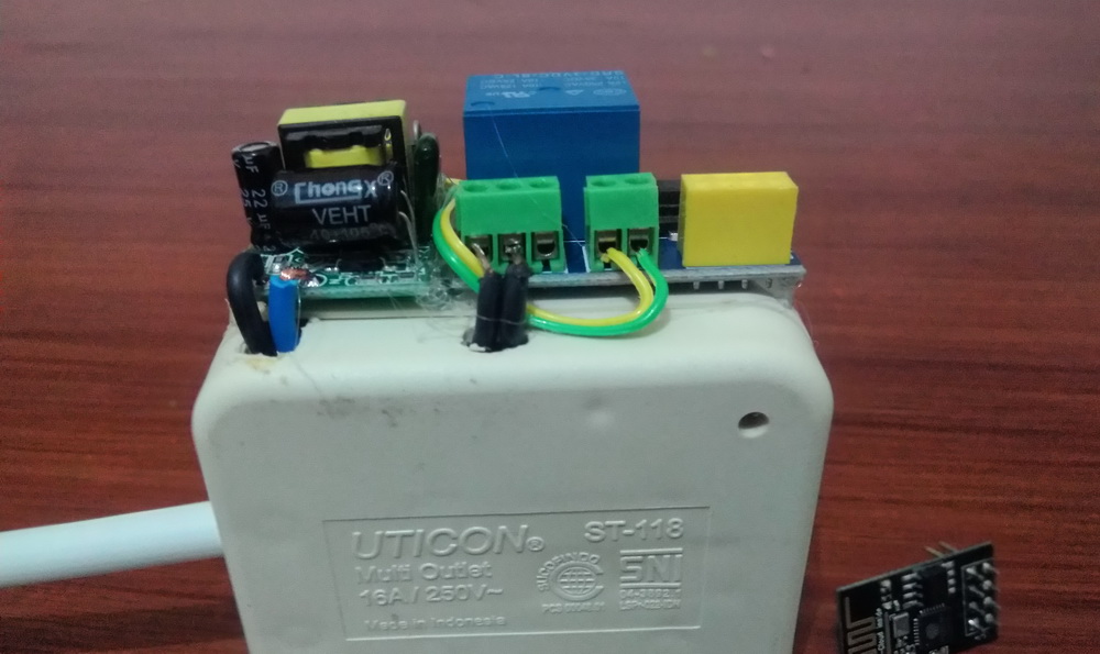 Электронное реле компьютер. Реле ардуино с перемычкой красная плата. Реле 20 шт. Test acl реле. Projector relay controller.