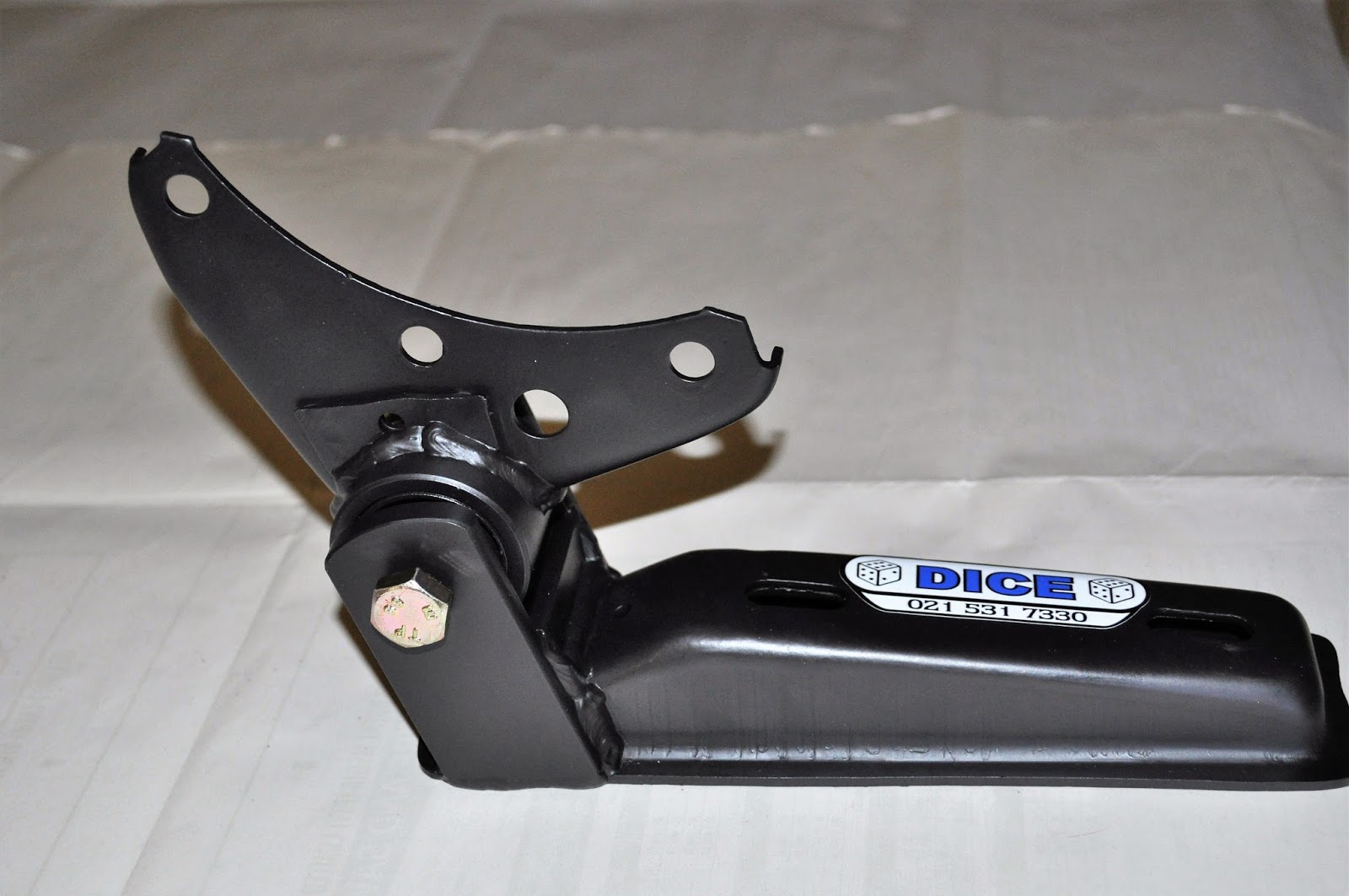 Dave Ingle Competitions Engines 17 GEARBOX MOUNT