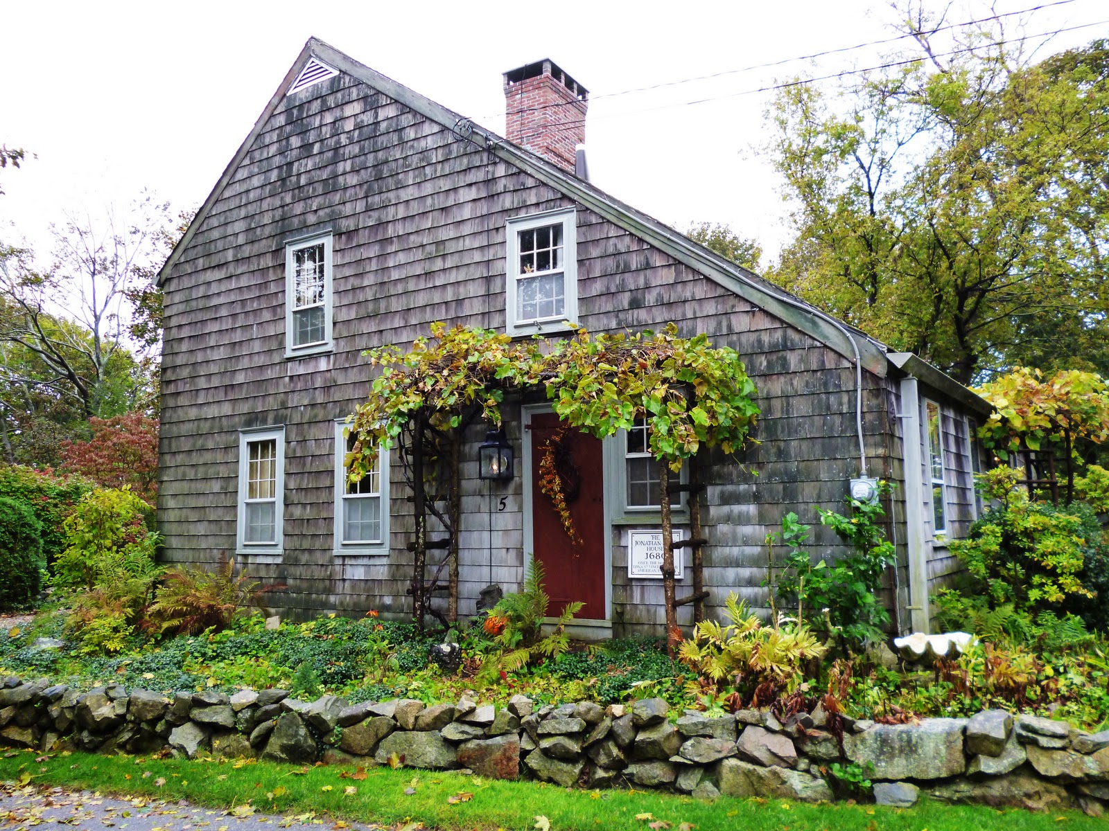 Dr Tony Shaw Edna St Vincent Millay in Ring's Island, Salisbury