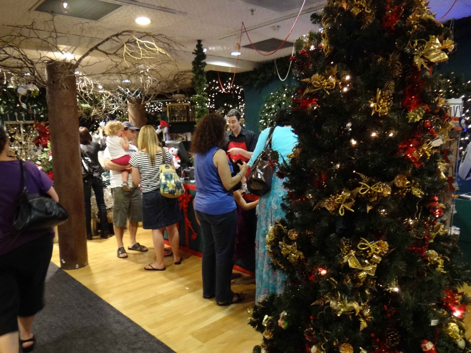 McVey Kiwi News: Christmas 2011 in New Zealand
