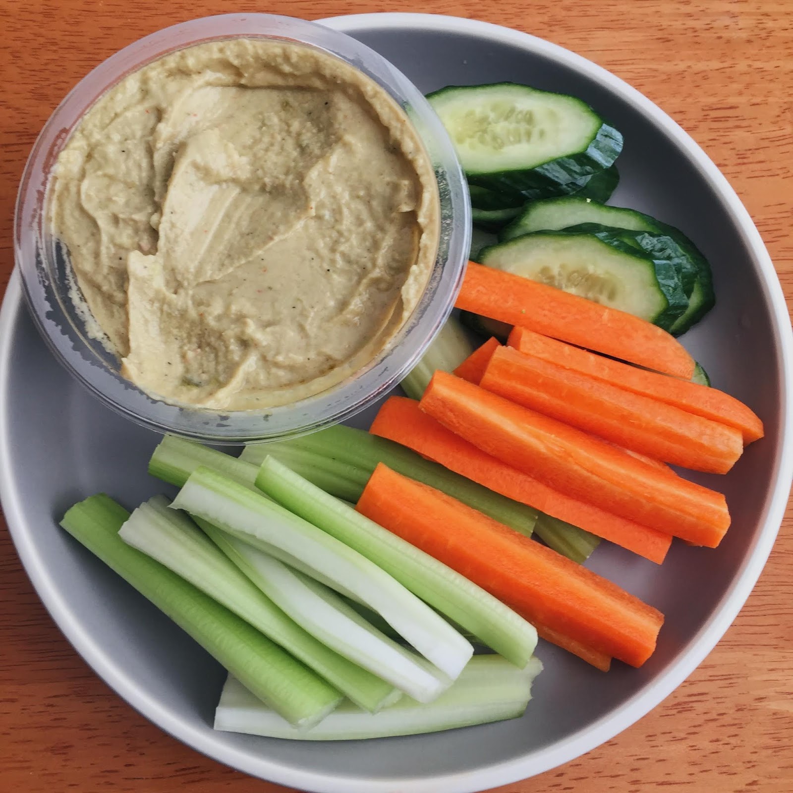 Trader Joe's Organic Spicy Avocado Hummus