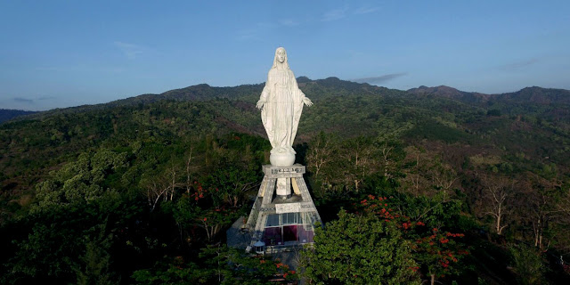 maumere, bukit de nilo, patung bunda maria