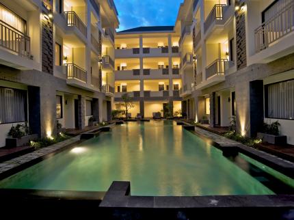 Qonitah: HOTEL YANG ADA DI BALI