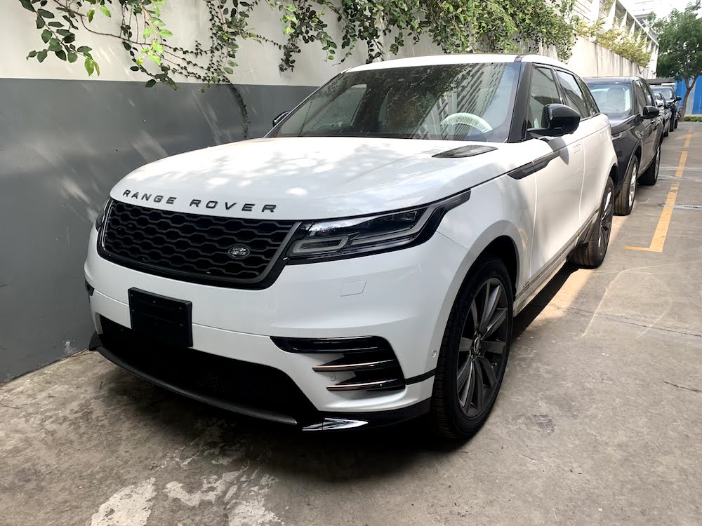 Giá Xe Range Rover Velar R-Dynamic SE Màu Trắng Đời Mới 2019 Model 2020 Tại Việt Nam