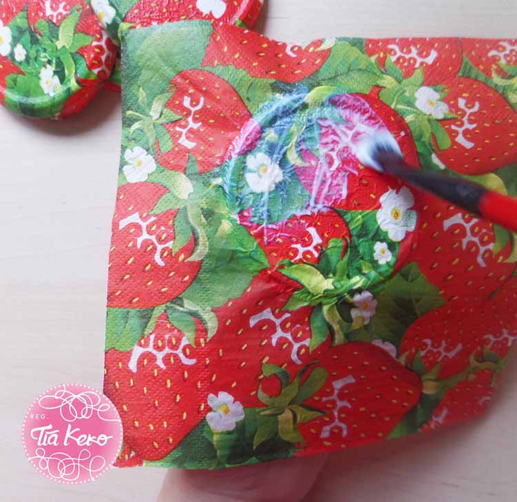 Tía Keko y manualidades con niños tapas