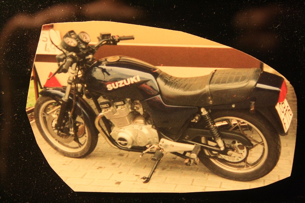 Ronnsen ihm sein Fuhrpark Suzuki GSX 400 F