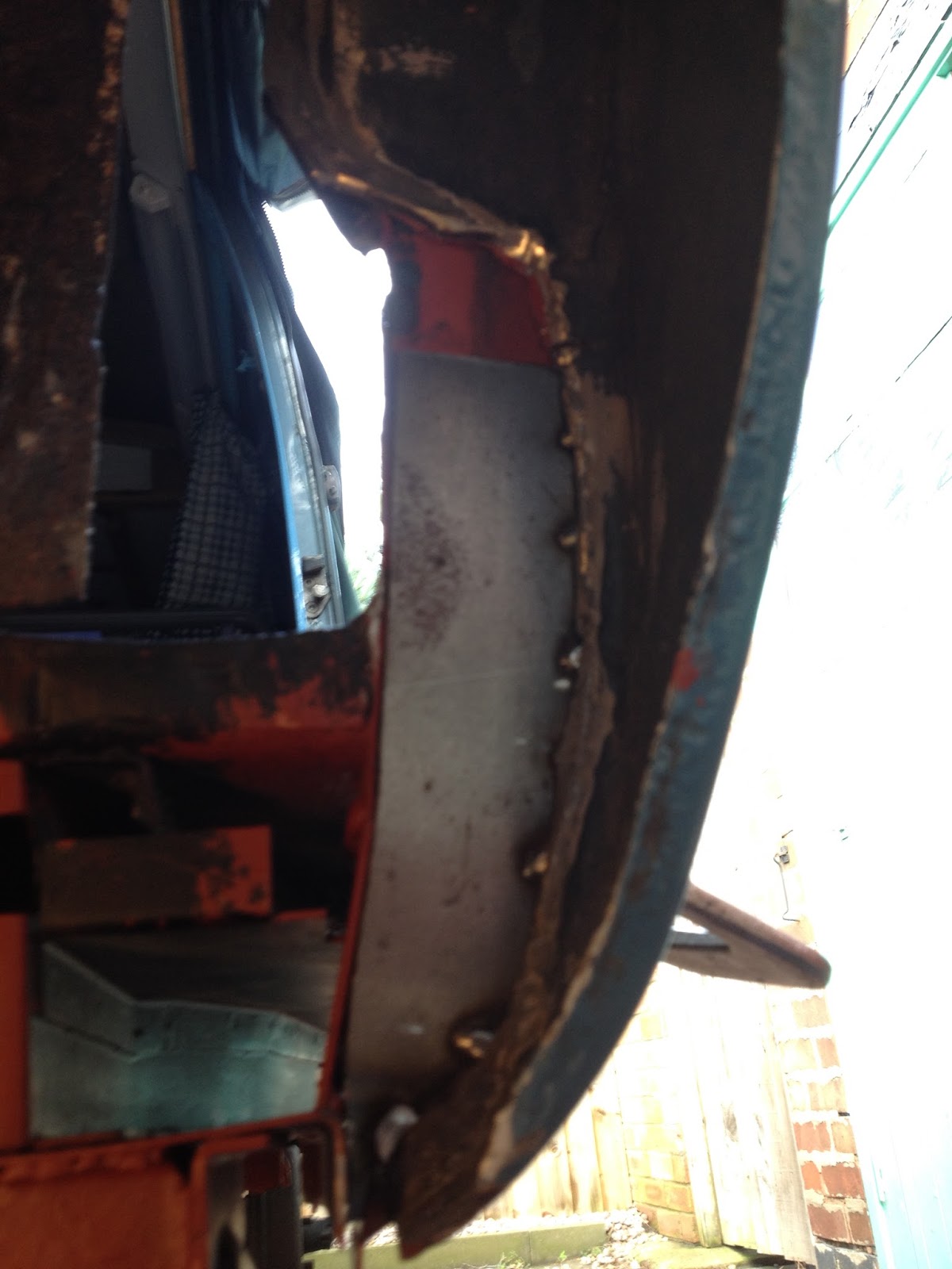 Flat Four Frank. B pillar repair VW T2 Early Bay Restoration