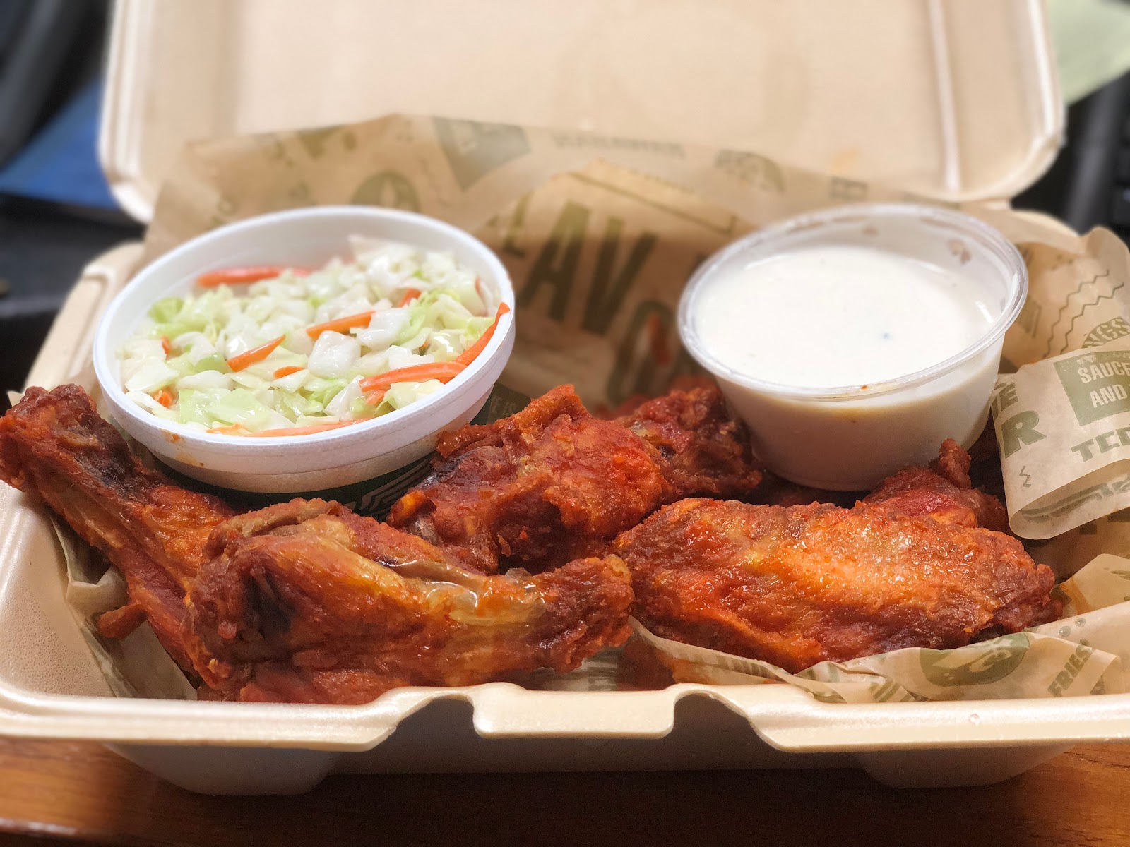 GREAT EATS HAWAII: WINGSTOP