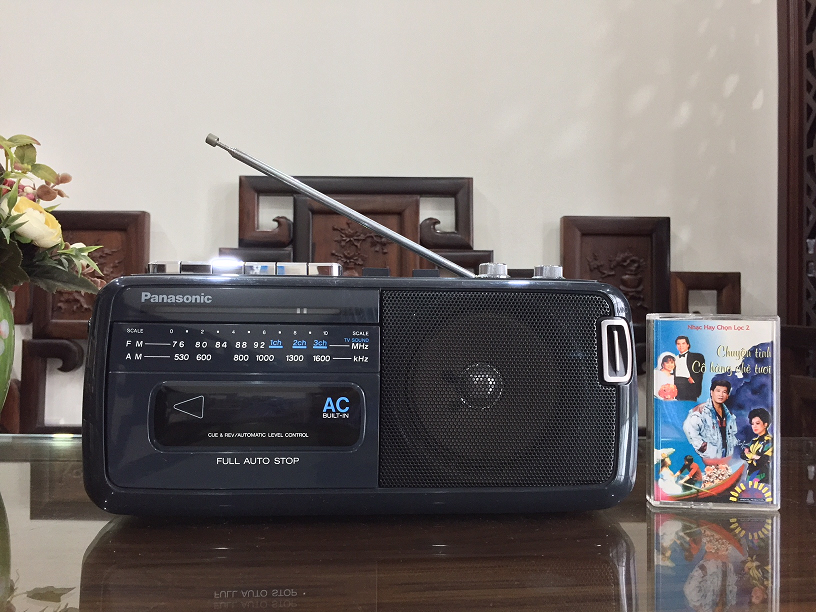 Đài băng mini Sony và Panasonic