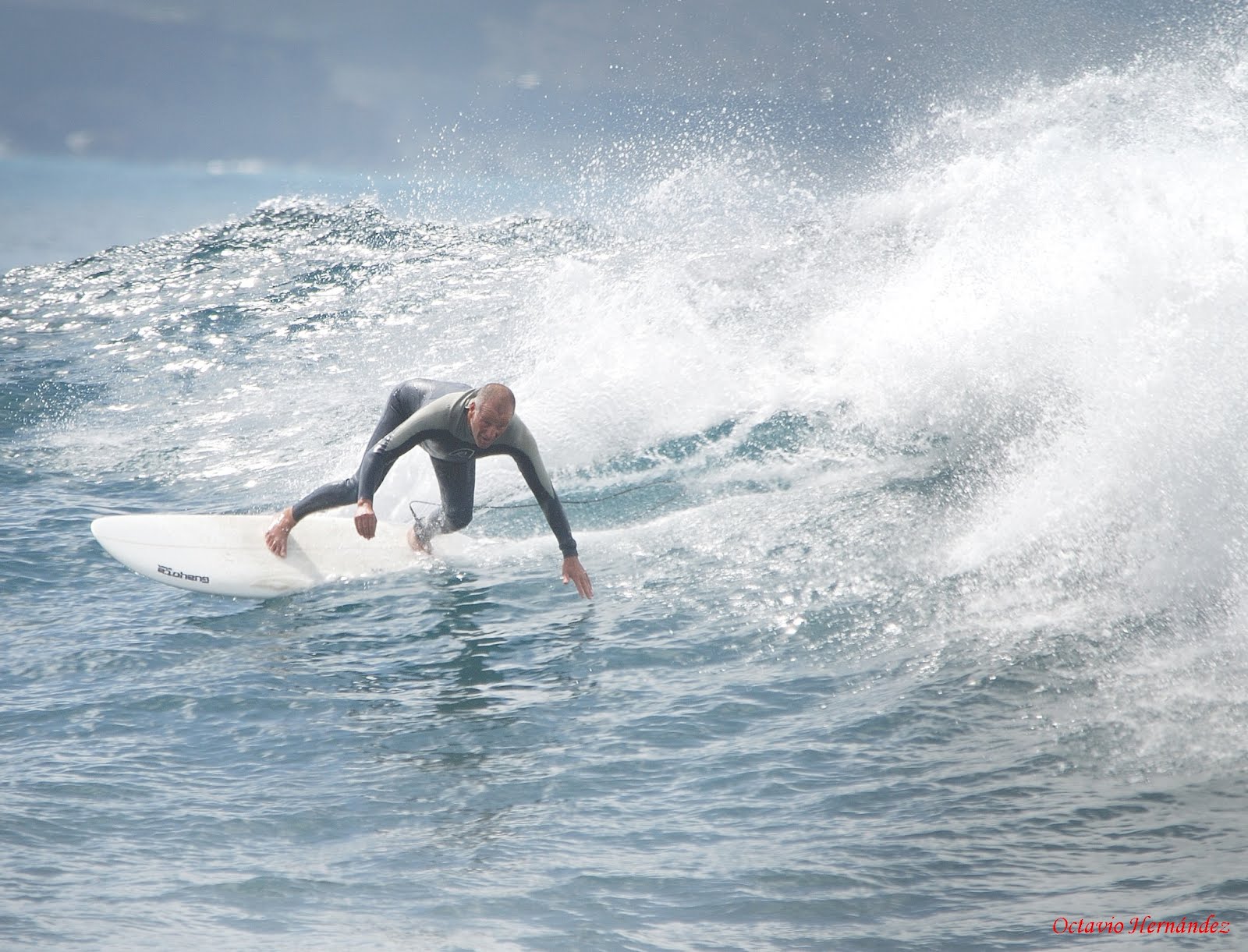 OCTAVIO HERNÁNDEZ SURF El Confital, Surf & Bodyboard.