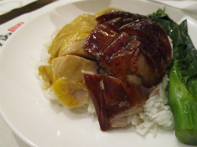 甘牌燒鵝　甘牌燒鵝Roast Gooseと白切滑鶏Steamed Chicken