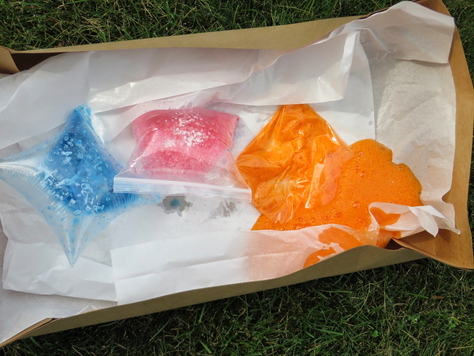 Crayons & Cuties In Kindergarten: Bursting In Air! Exploding Paint Bags!