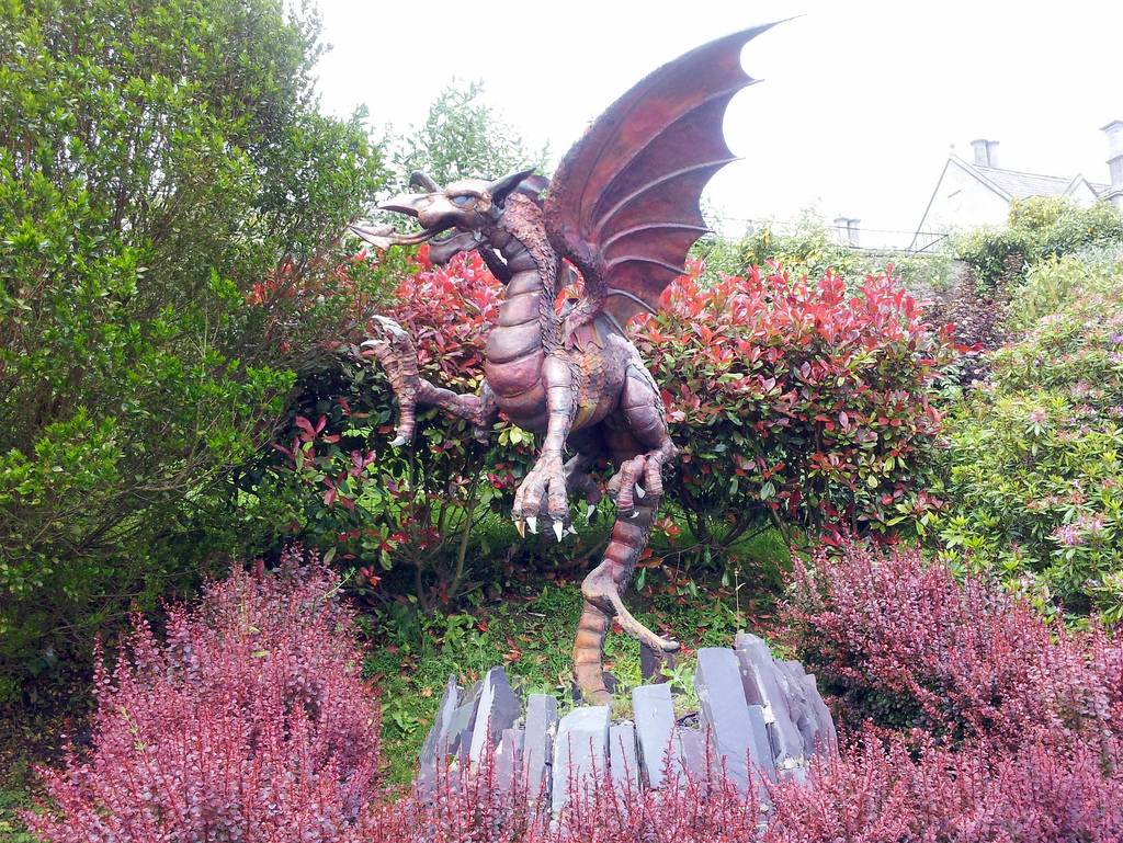 Here Be Dragons Amazing Statues and Sculptures of Dragons Around the