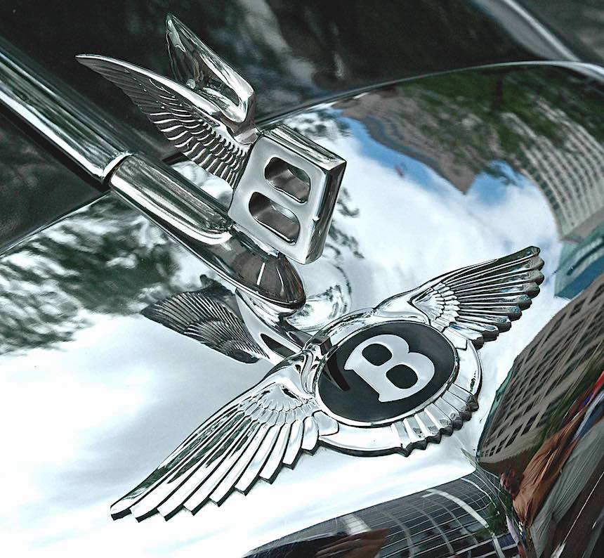 Bentley Bentley wings logo photograph