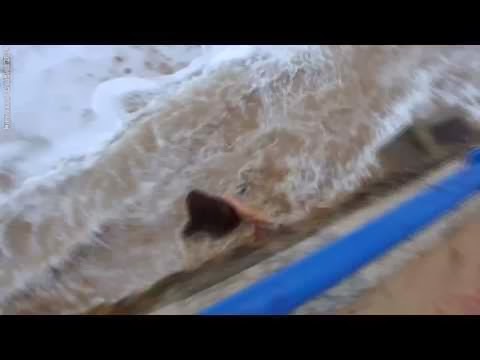 Accidente playa del Sardinero durante el temporal HD - 06 01 2014