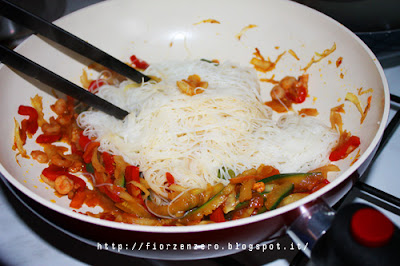 noodles di soia all'orientale