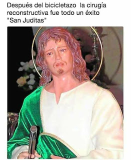 Blooper De Ciclista Con Estatua De San Juditas