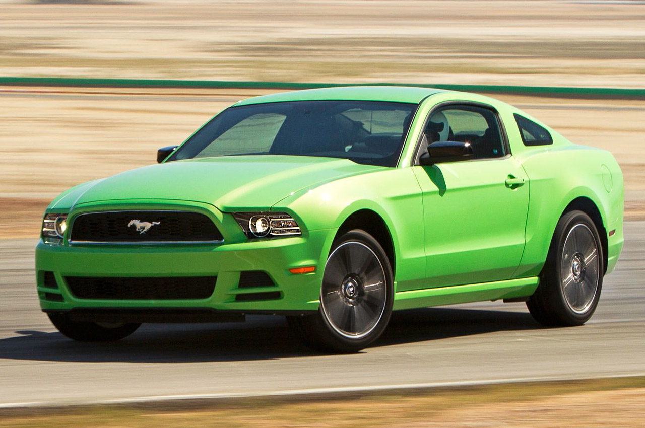 Motor Trend tests the 2013 Ford Mustang V6 Premium | Mustang News