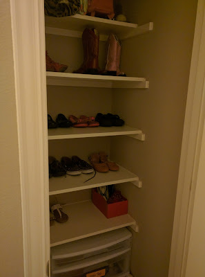 Konmari: Linen Closet/Bathroom tidying, cleaning, organizing,