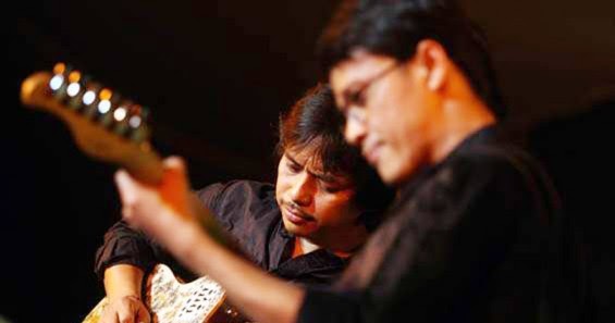 11 Rekomendasi Lagu Petikan Gitar untuk Pemula Freak List