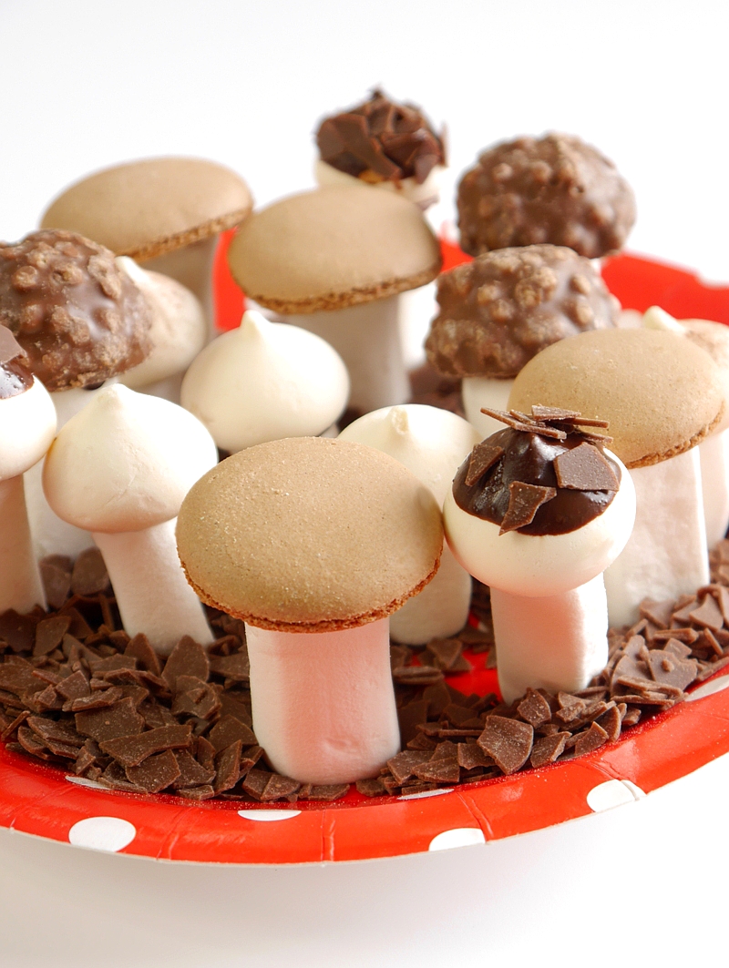 How To Make Meringues & Marshmallows Sweet Toadstools Recipe | BirdsParty.com