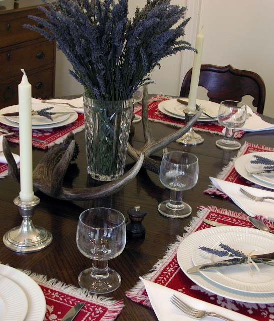 Decorating with lavender for the holidays