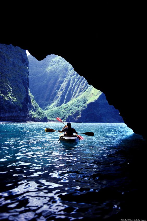 Sea caves along the Na Pali Coast, Kauai, Hawaii