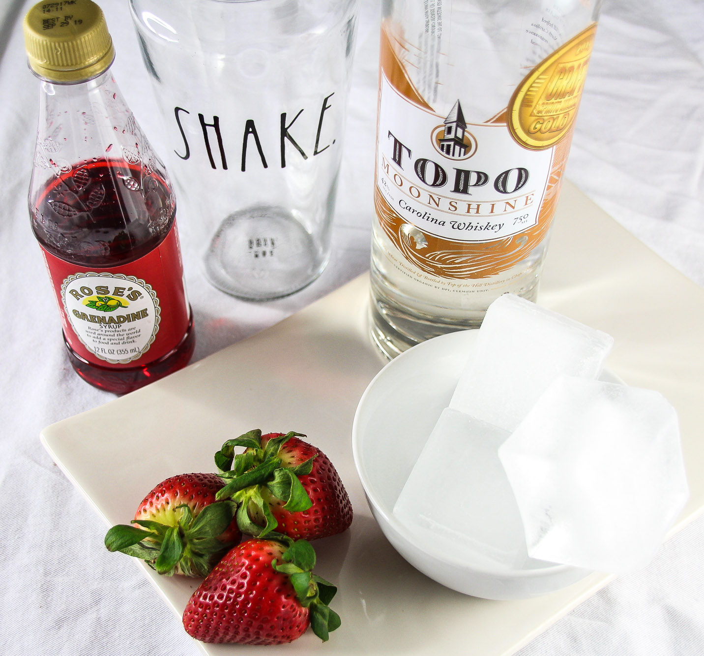 Strawberry Moonshine Slush Reviewz & Newz