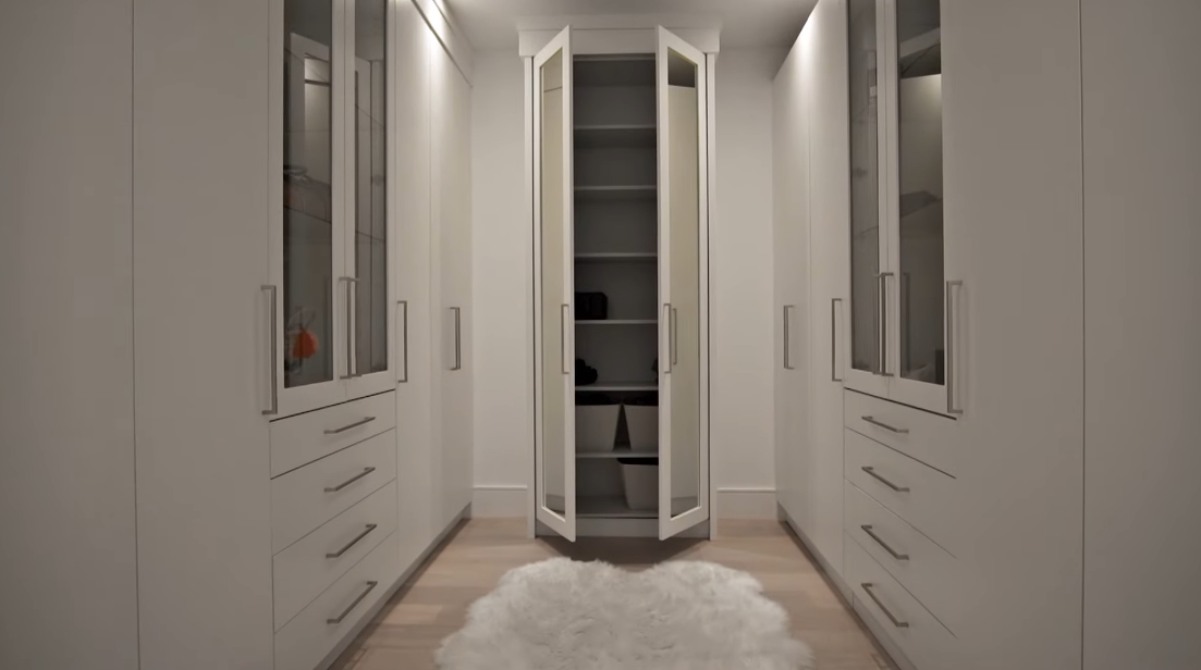 52 Interior Design Photos vs. 149 Sandwell Dr, Oakville, ON Luxury Home Tour