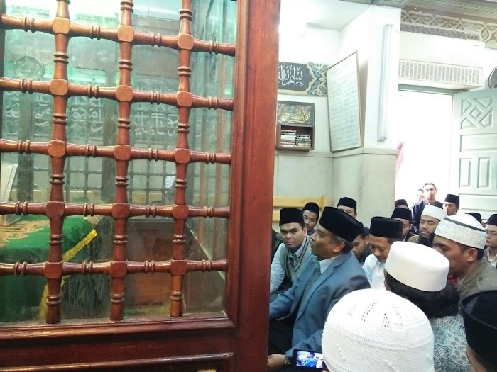 Di Mesir Ketua PBNU Ajak Masyarakat Ziarah Kubur SertaTahlilan di Makam Cucu Rasulullah dan para Ulama Besar