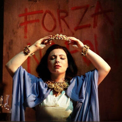 Natalya Romaniw as Malilella - Wolf-Ferrari: I gioielli della Madonna - Opera Holland Park (Photo Robert Workman)