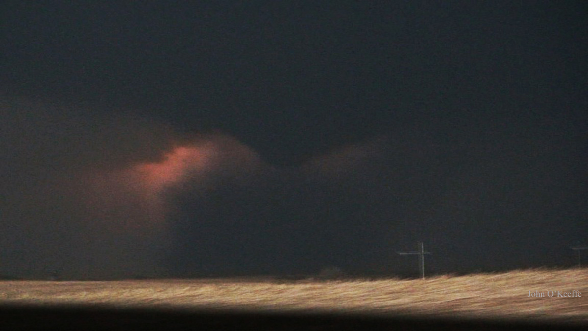 Supercell Crazy Mapleton, IA Tornado Video