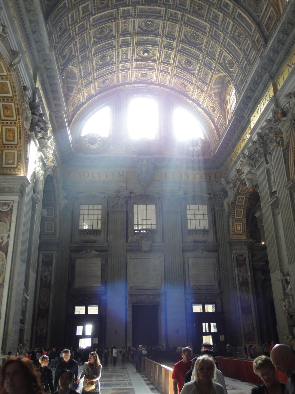 内部圣伯多禄的大教堂在梵蒂冈 图库摄影片. 图片 包括有 拱道, 梵蒂冈, 圆顶, 崇拜, 基督, 灵性 - 29750362