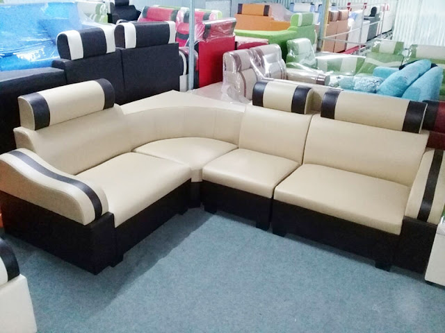Hình ảnh cho mẫu sofa phòng khách giá rẻ vừa đẹp vừa hiện đại cho không gian căn phòng khách hiện đại