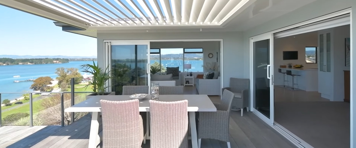 21 Photos vs. 69 Harbour View Rd, Omokoroa Interior Design Luxury Home Tour