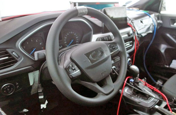 Burlappcar 2019 Ford Focus Interior
