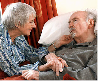 alzheimer, persona con alzheimer, anciano con alzheimer, persona hospitalizada por alzheimer
