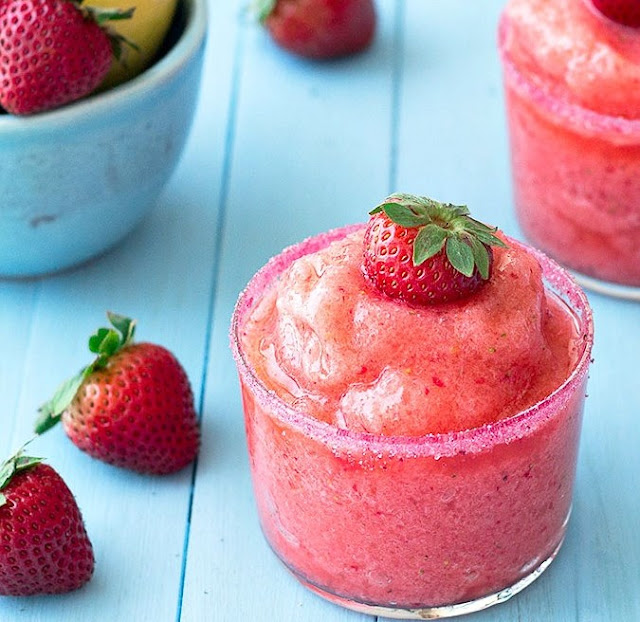 Frozen Strawberry Lemonade #summer #freshdrink
