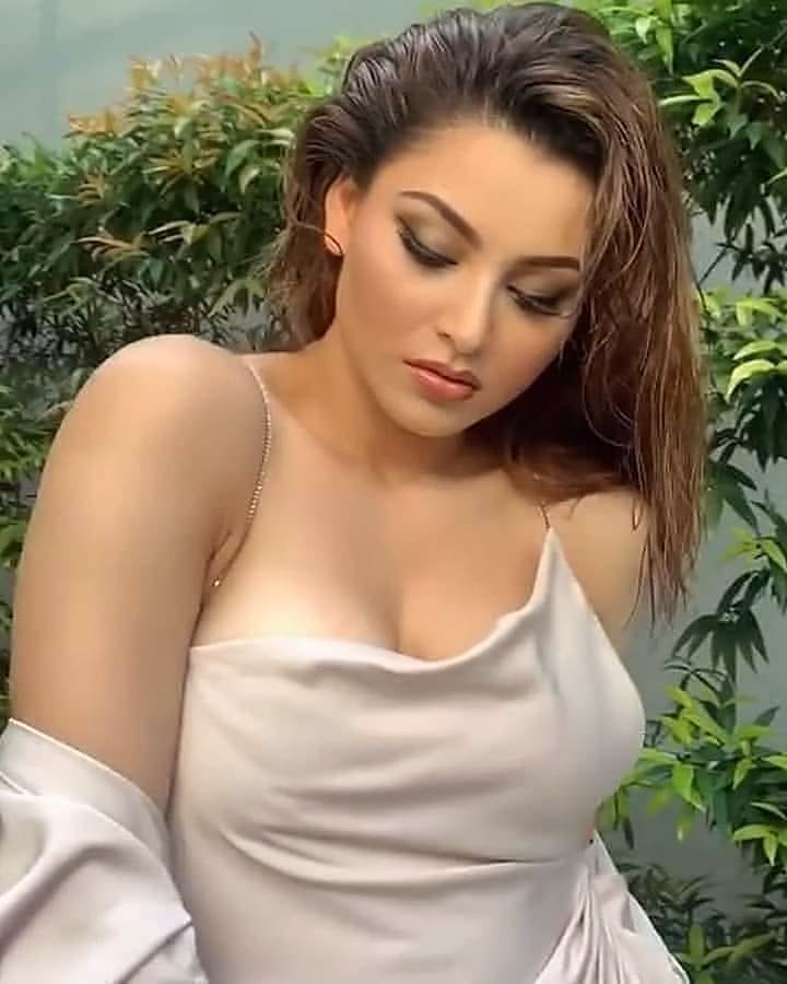 Urvashi rautela pic