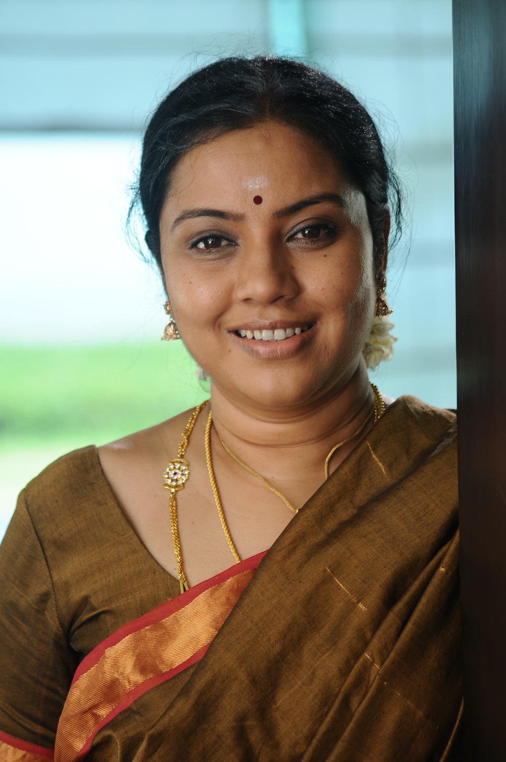 Brothers Movie HQ Stills Photos Hot PHOTOSHOOT Bollywood, Hollywood